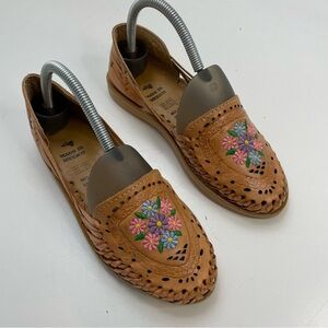 Mexican Floral Flat Sandals Leather Huarache sz 7US